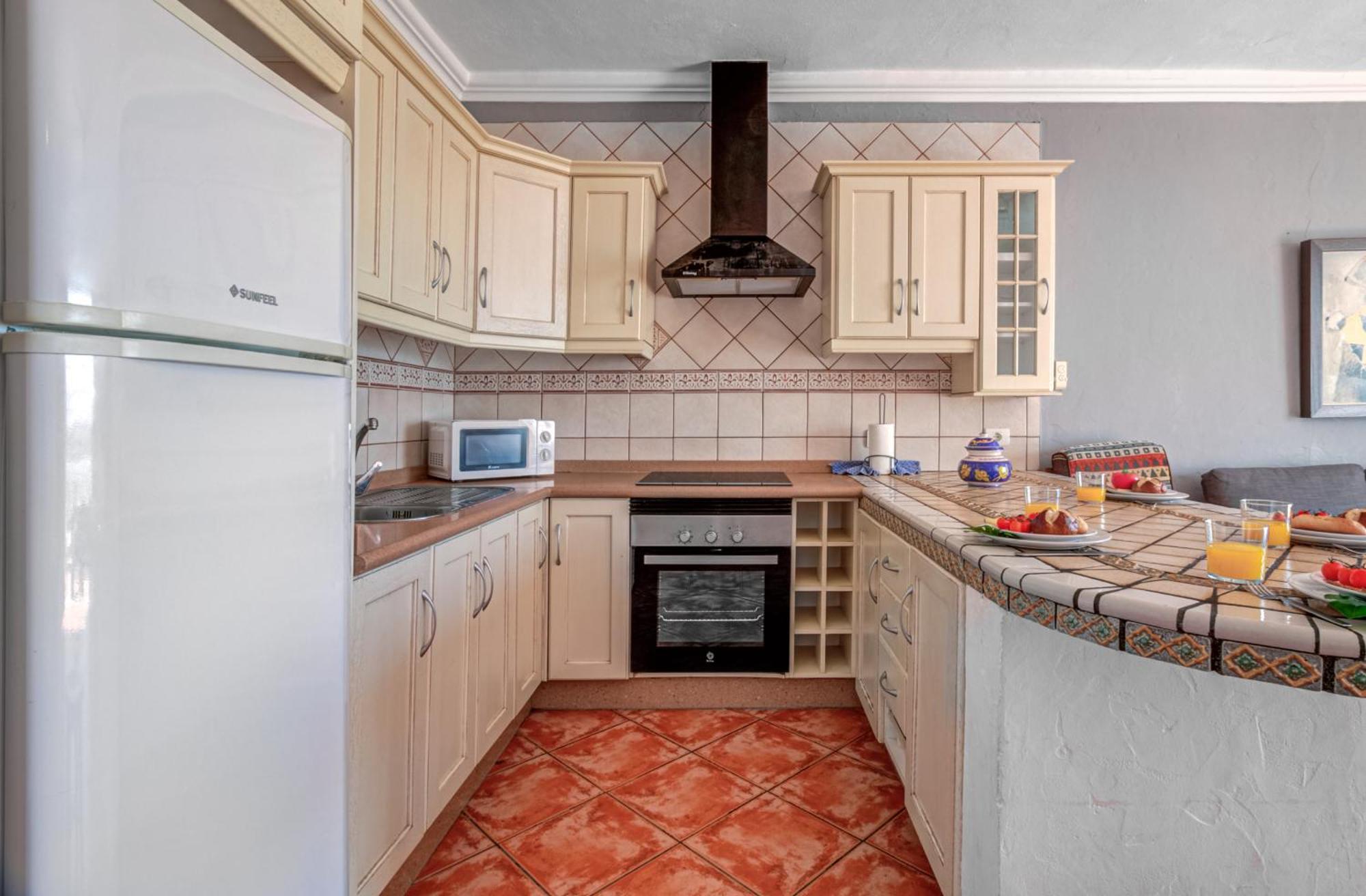 Relax Front Sea Apartment Каляо Салвахе Екстериор снимка